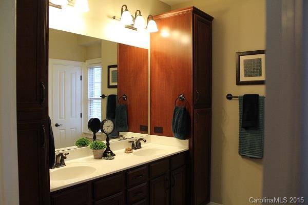 Baxter Village - Residential Lease