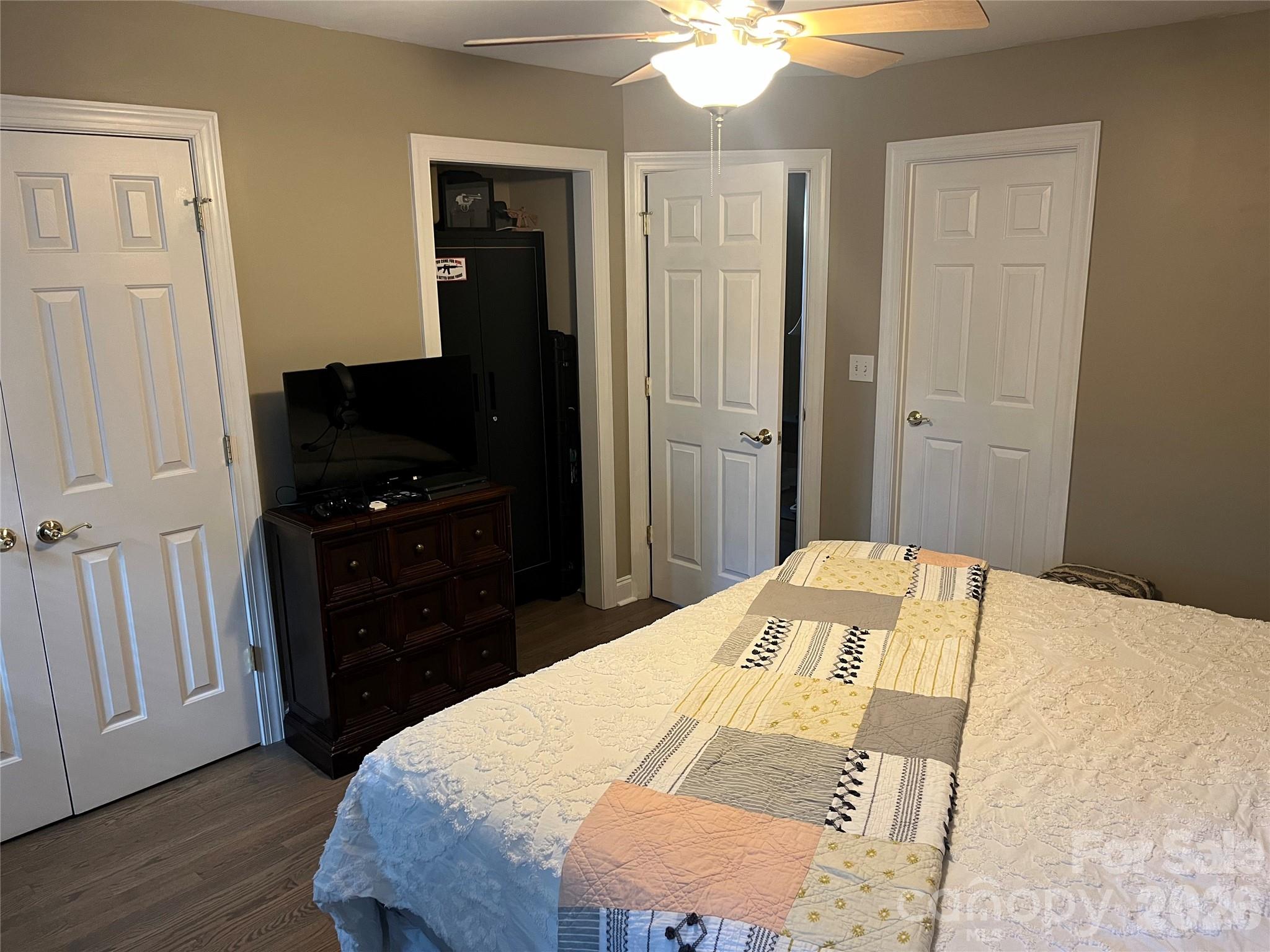 Savannah Place - Residential