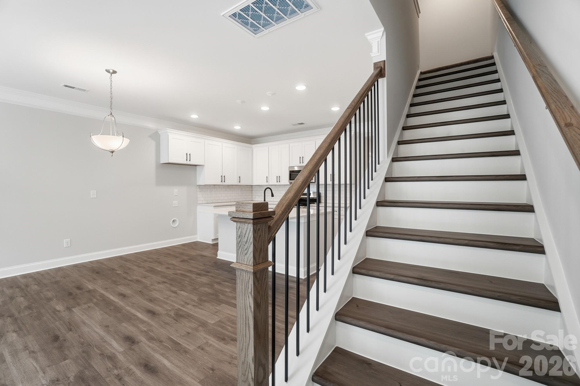 Harrisburg Village - Residential