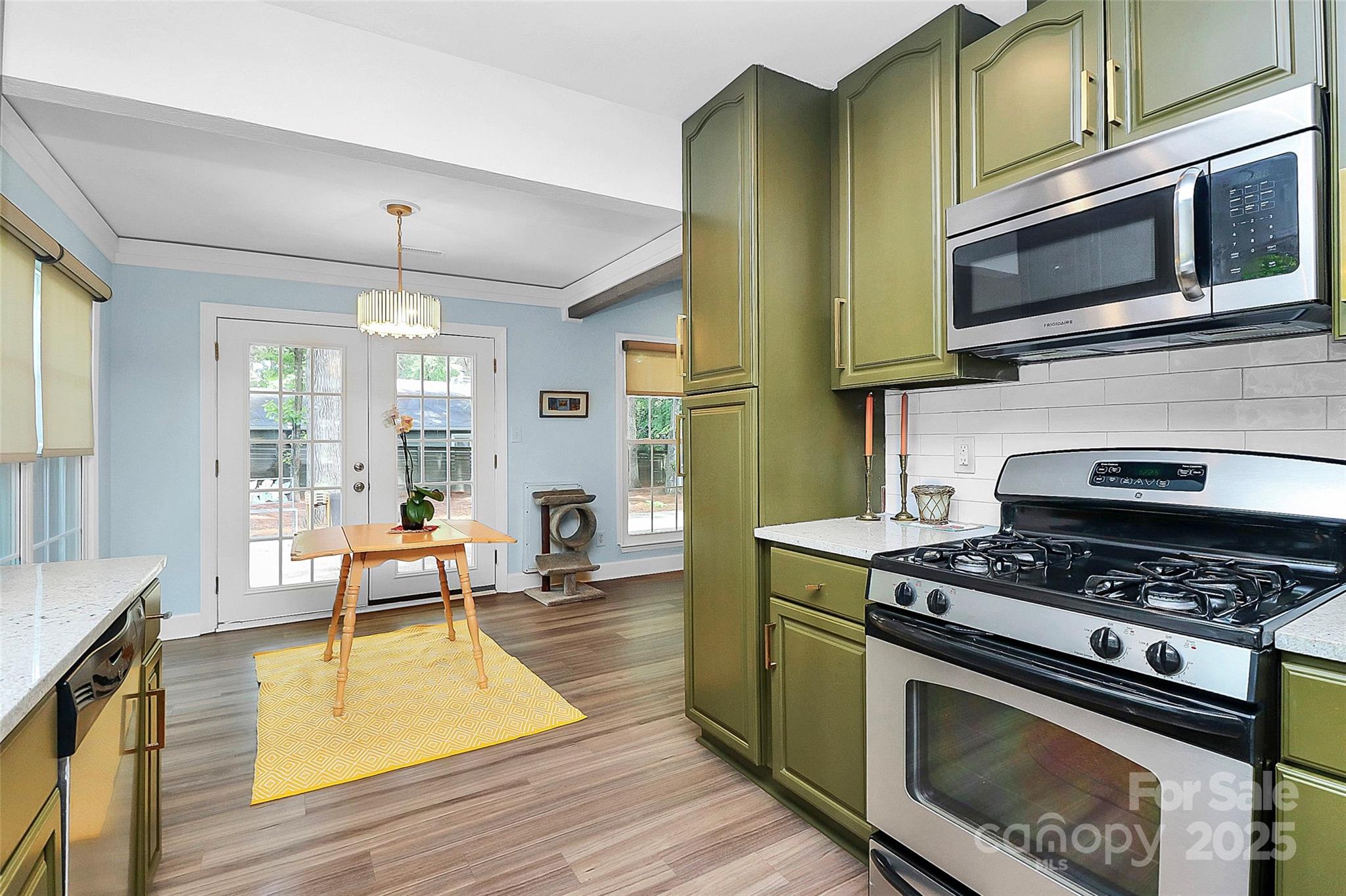 3708 Sweetgrass Lane