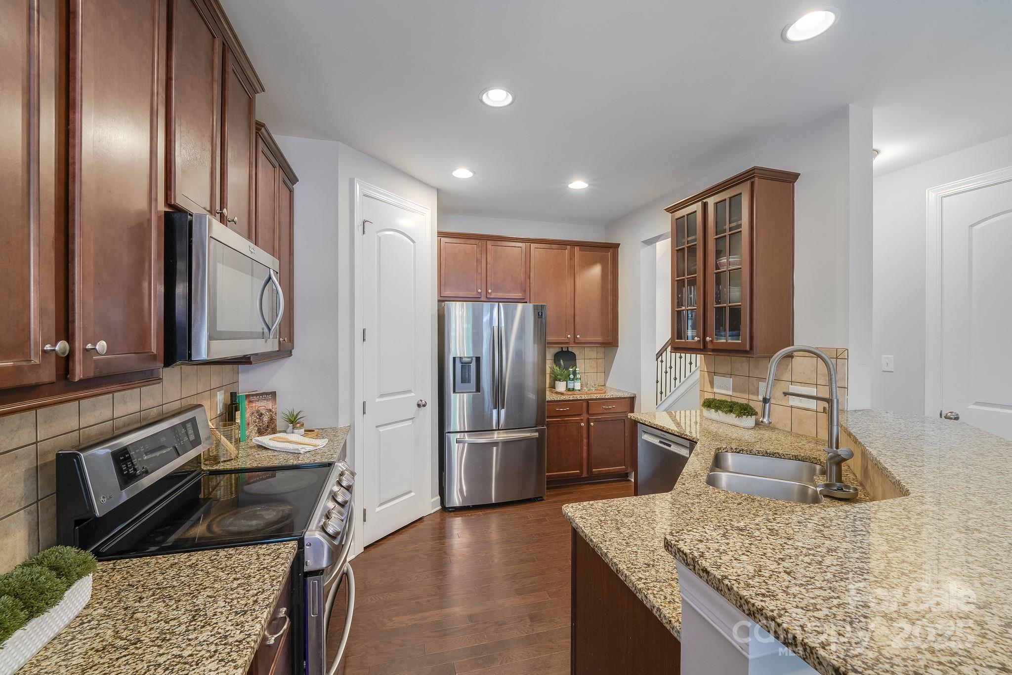 14512 Brotherly Lane