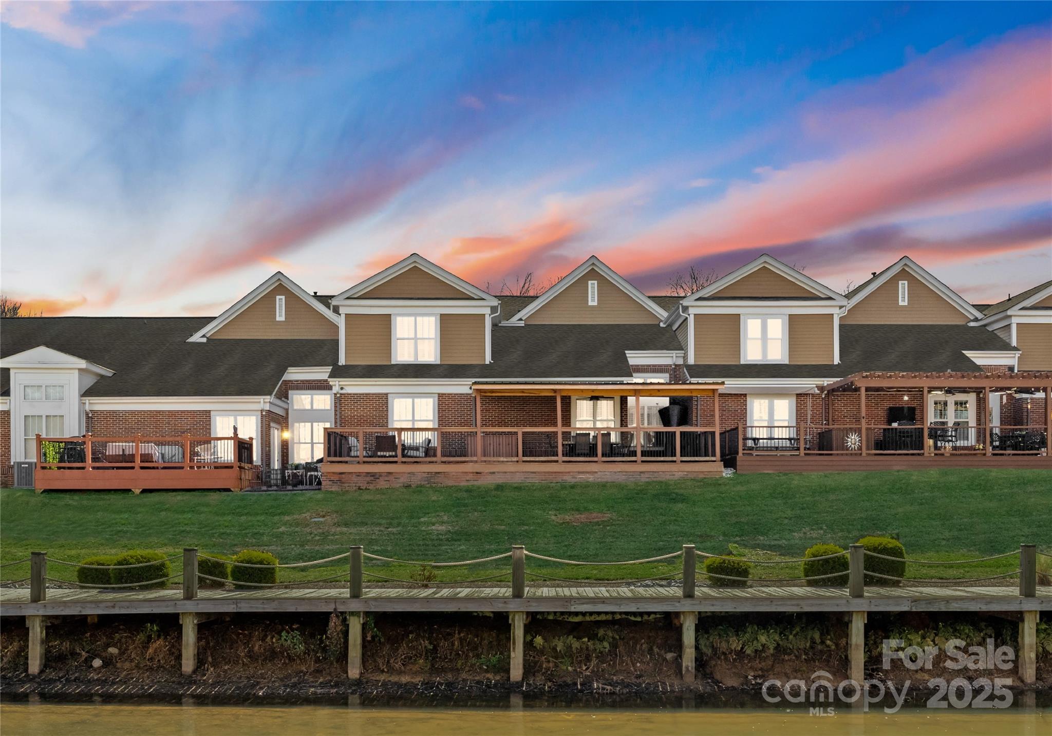 18409 Harborside Drive