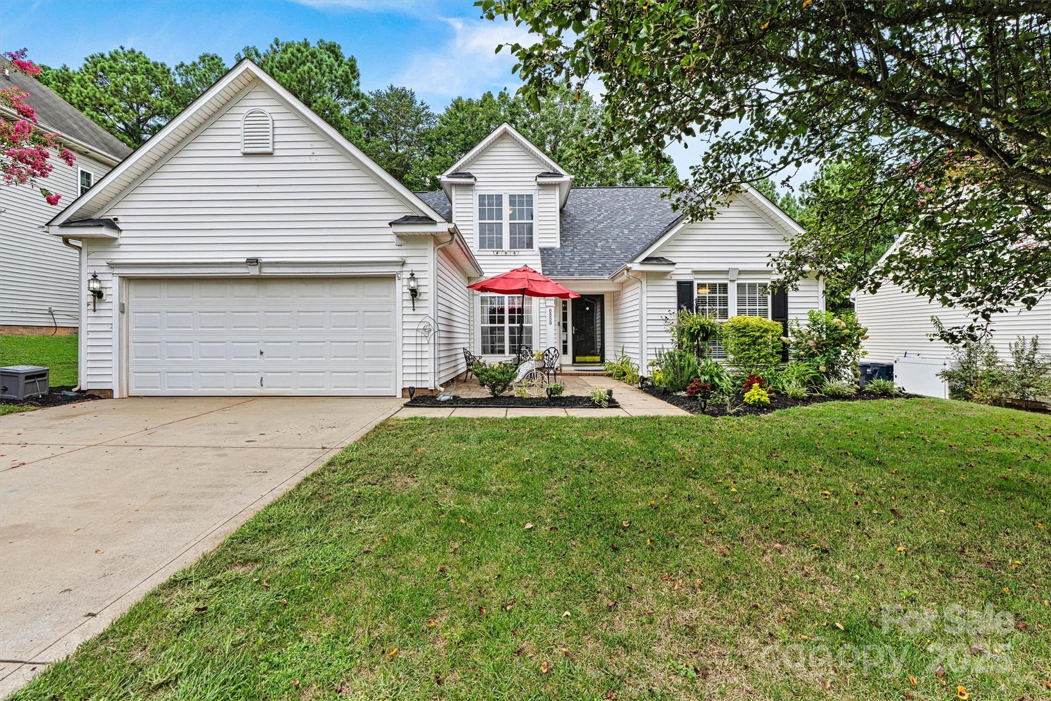 6859 Lakecrest Court