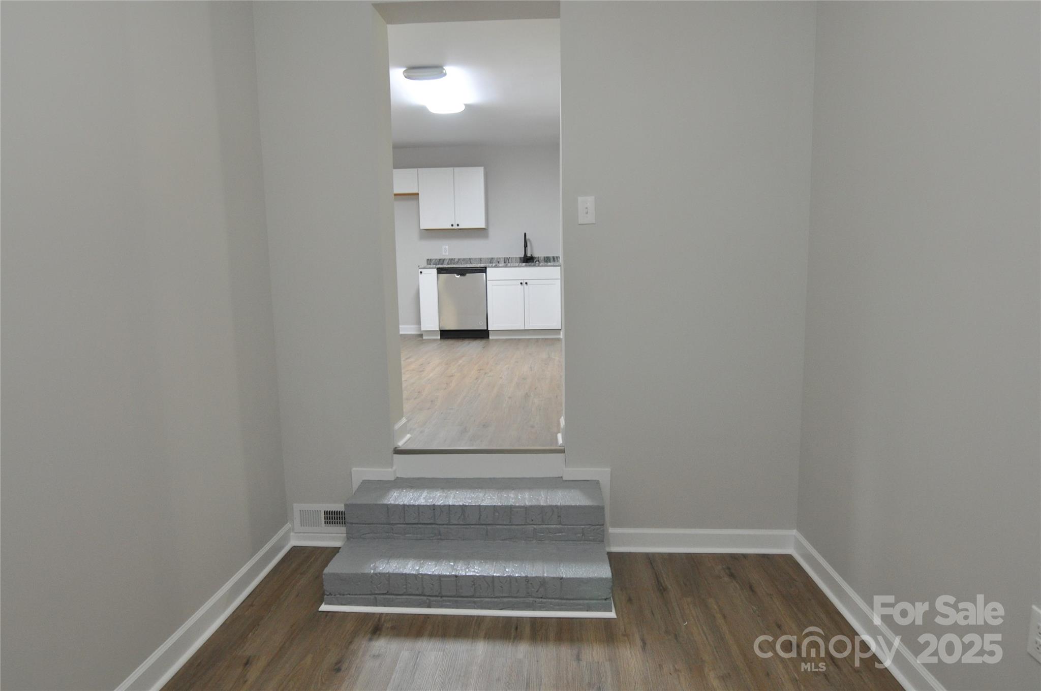 Stringfellow - Residential