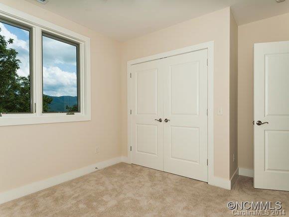 The Ridge at Black Mtn Estates - Residential