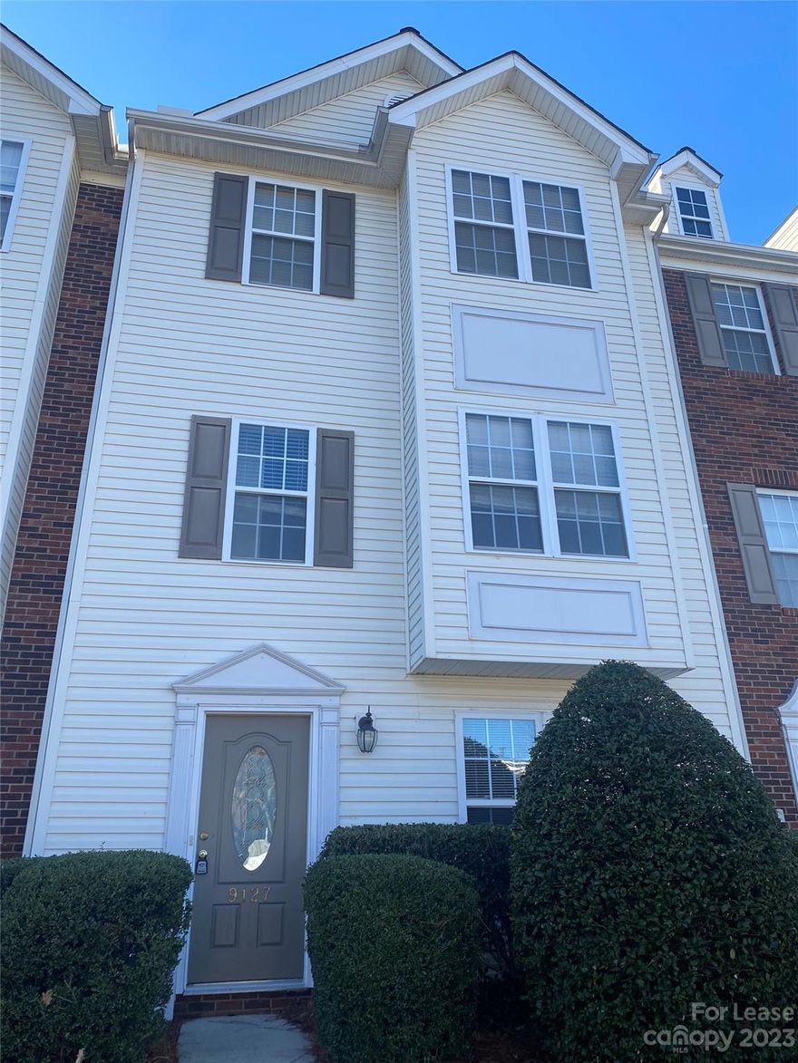 Great Oakhurst location within walking distance of dining and coffee. Plenty of
shopping opportunities within minutes. Community pool. Three bedrooms with potential fourth downstairs. Three full baths, one half bath. One and a half car garage. LVP on two levels, freshly painted.