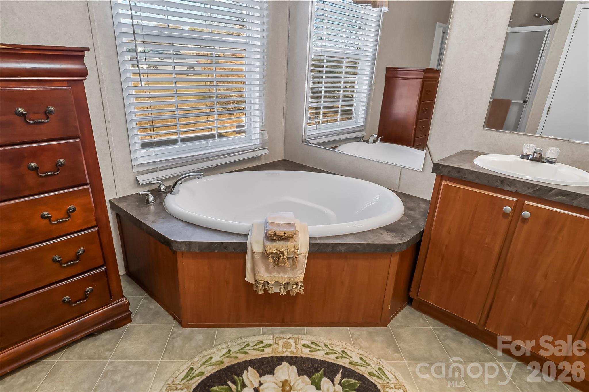 Hoyles Creek - Residential