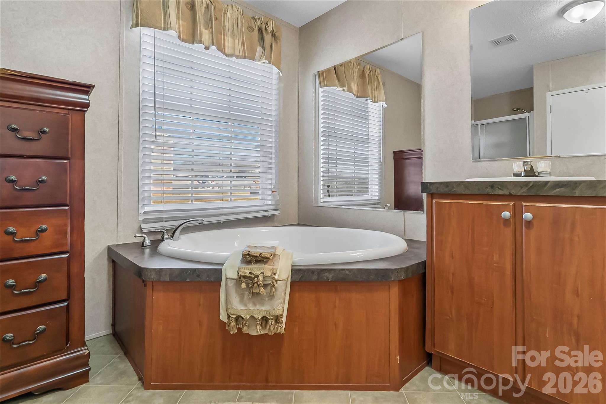 Hoyles Creek - Residential