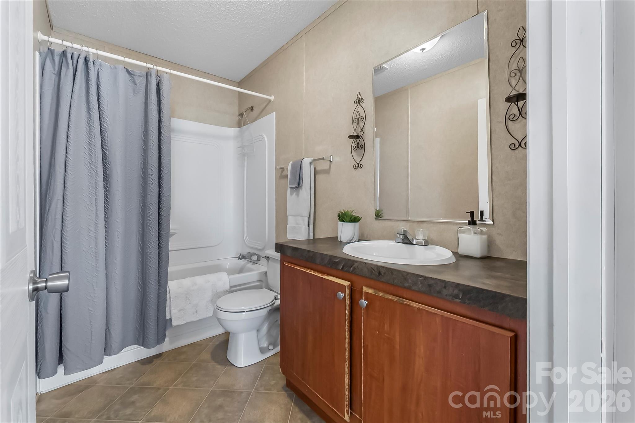 Hoyles Creek - Residential