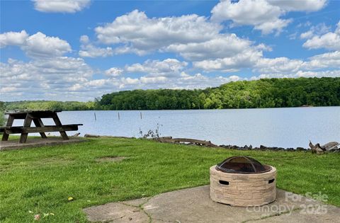 1404 River Drive Belmont NC 28012