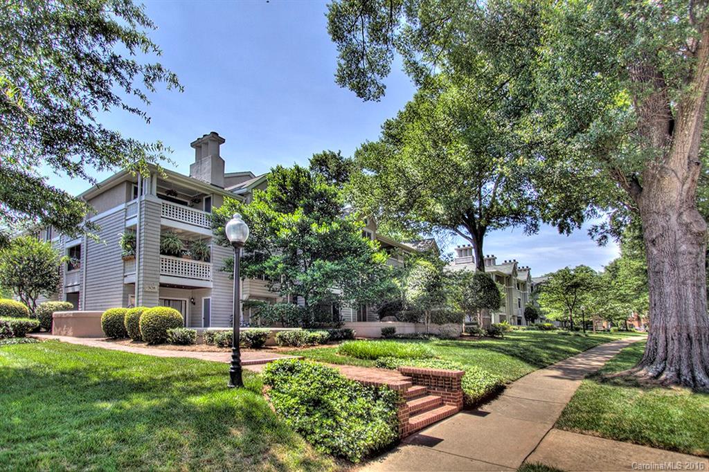 Queens Station - Residential