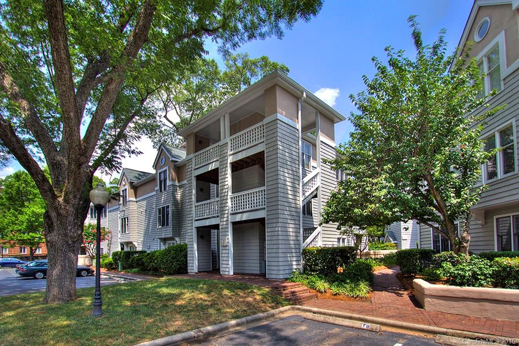 Queens Station - Residential