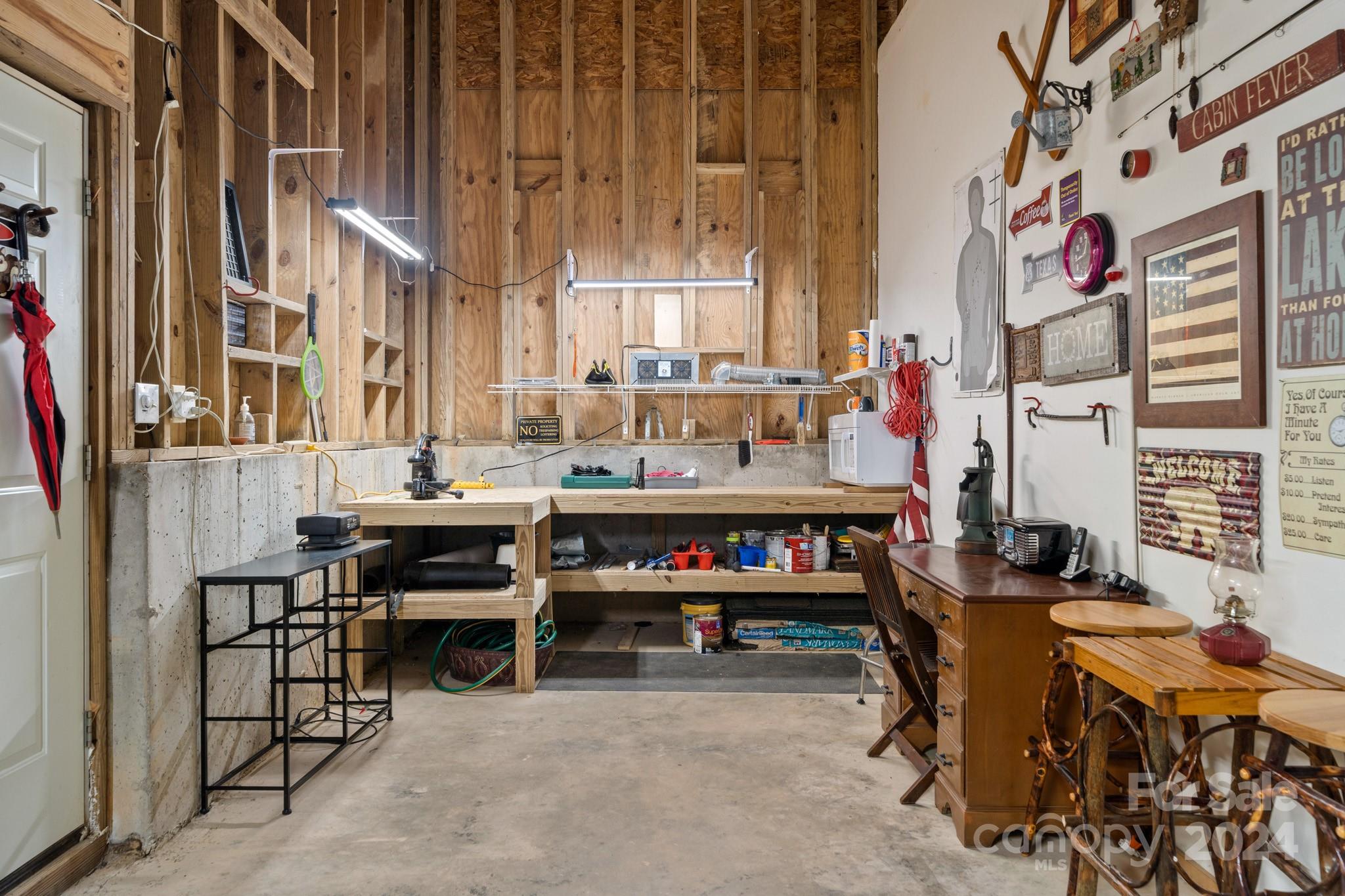 Lake Adger - Residential