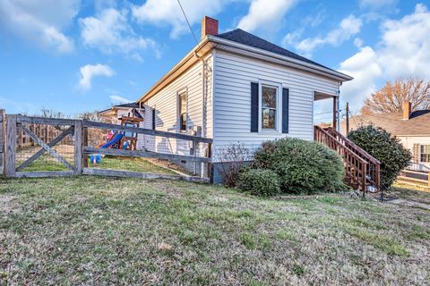 Photo of 654 Main Street SW, Concord, NC 28027 (MLS # 4351030)