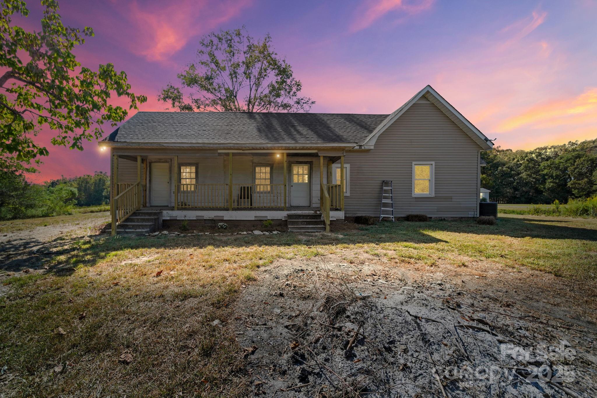 1048 Bowers Road