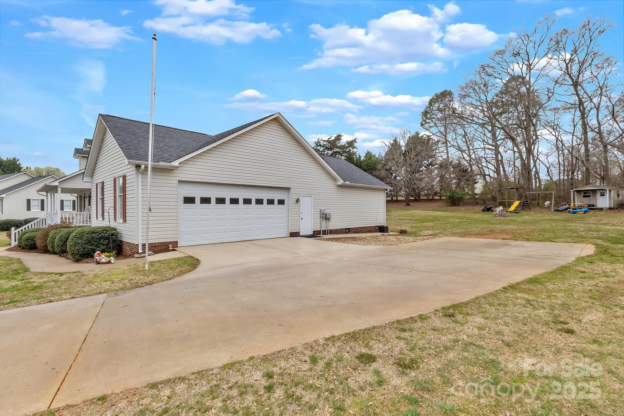 207 Silver Creek Lane