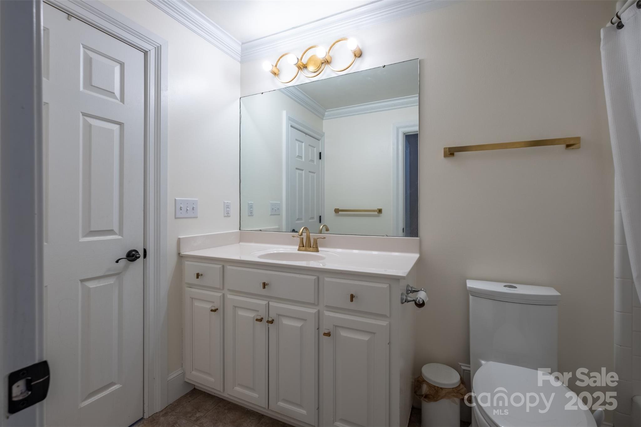 The Peninsula - Residential