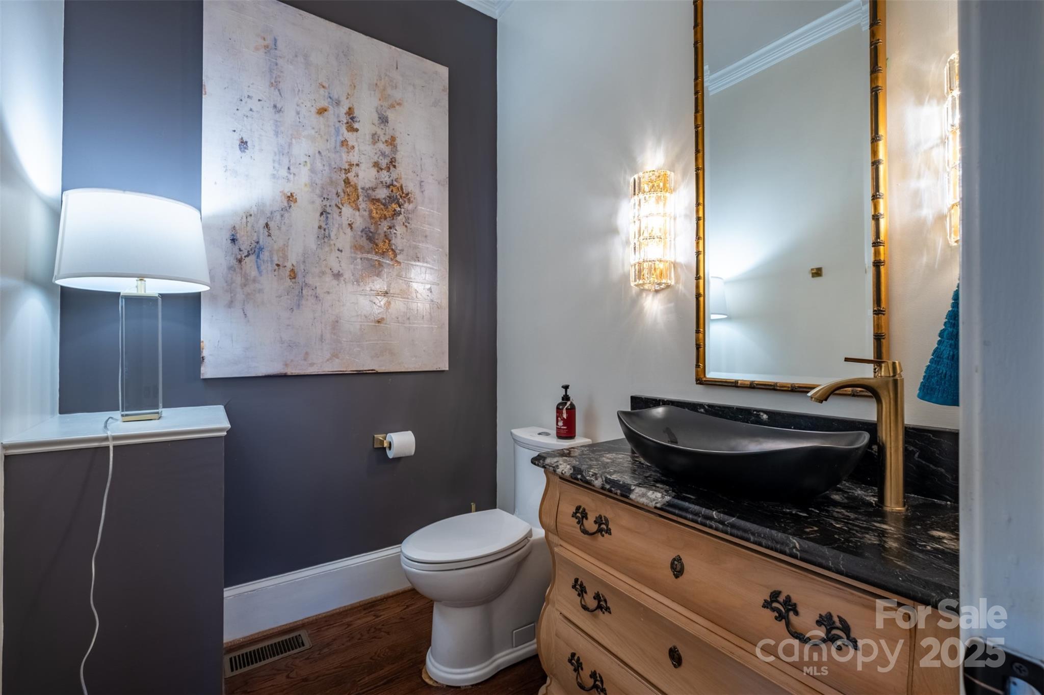 The Peninsula - Residential