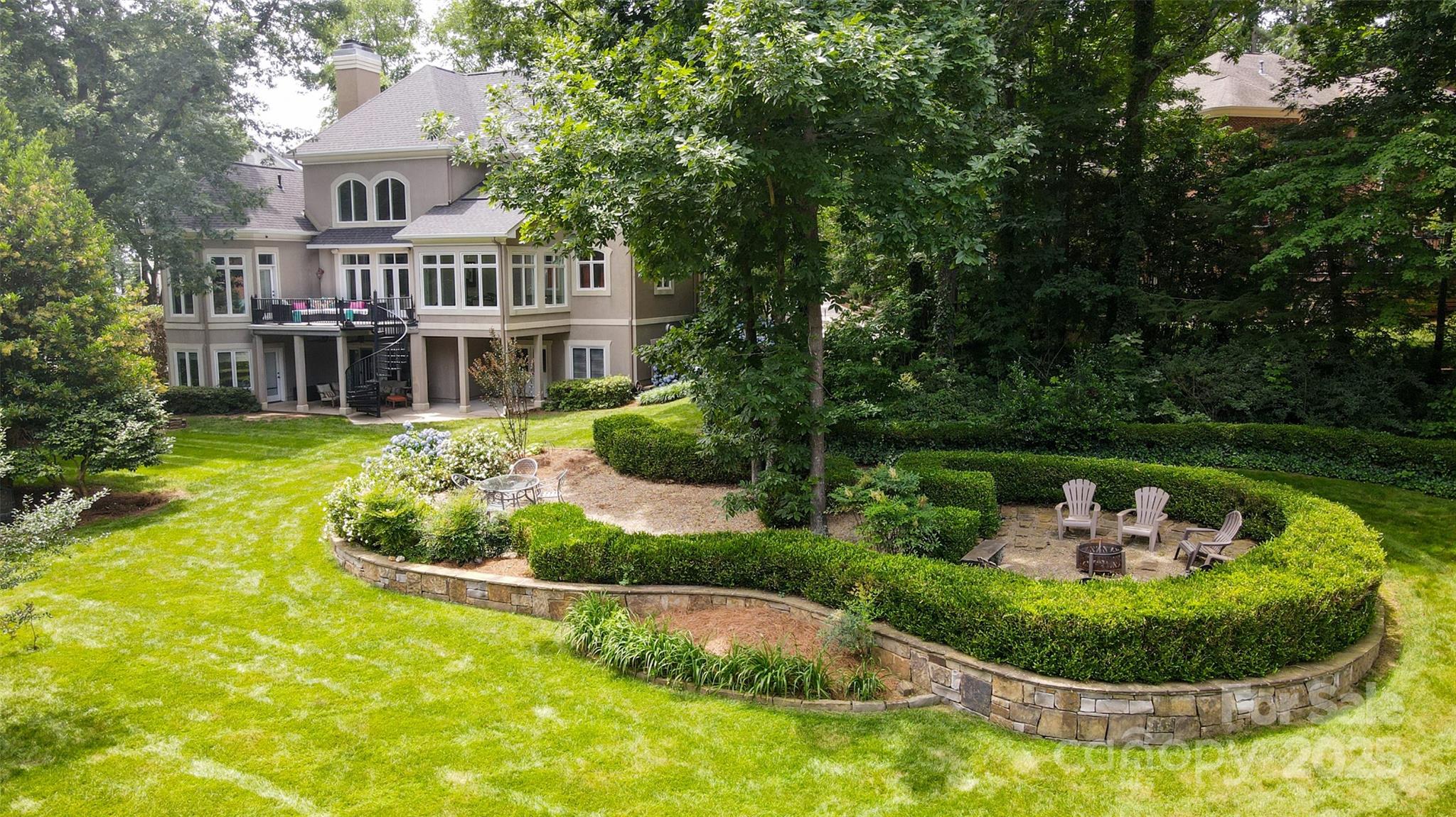 The Peninsula - Residential