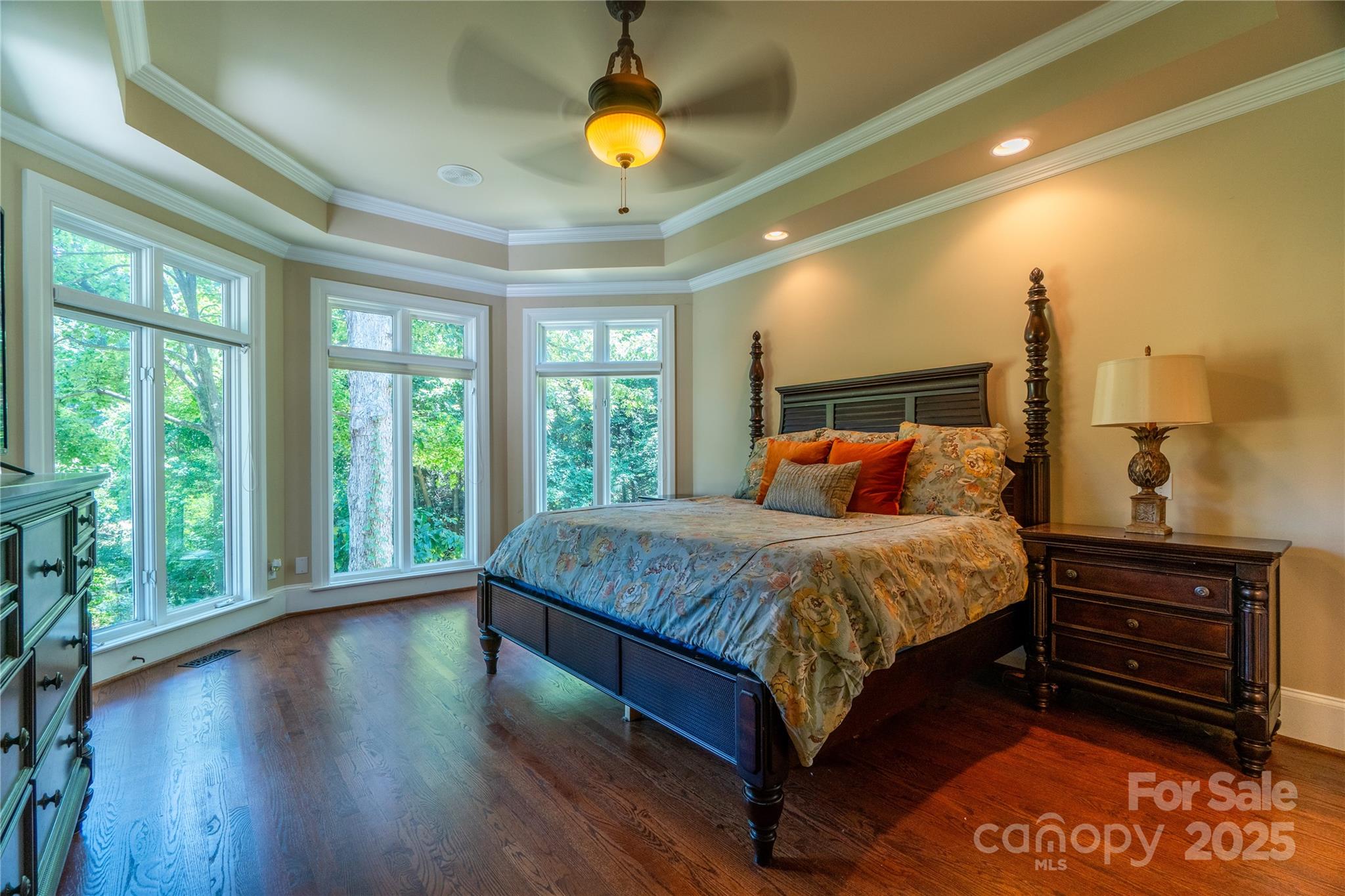 The Peninsula - Residential