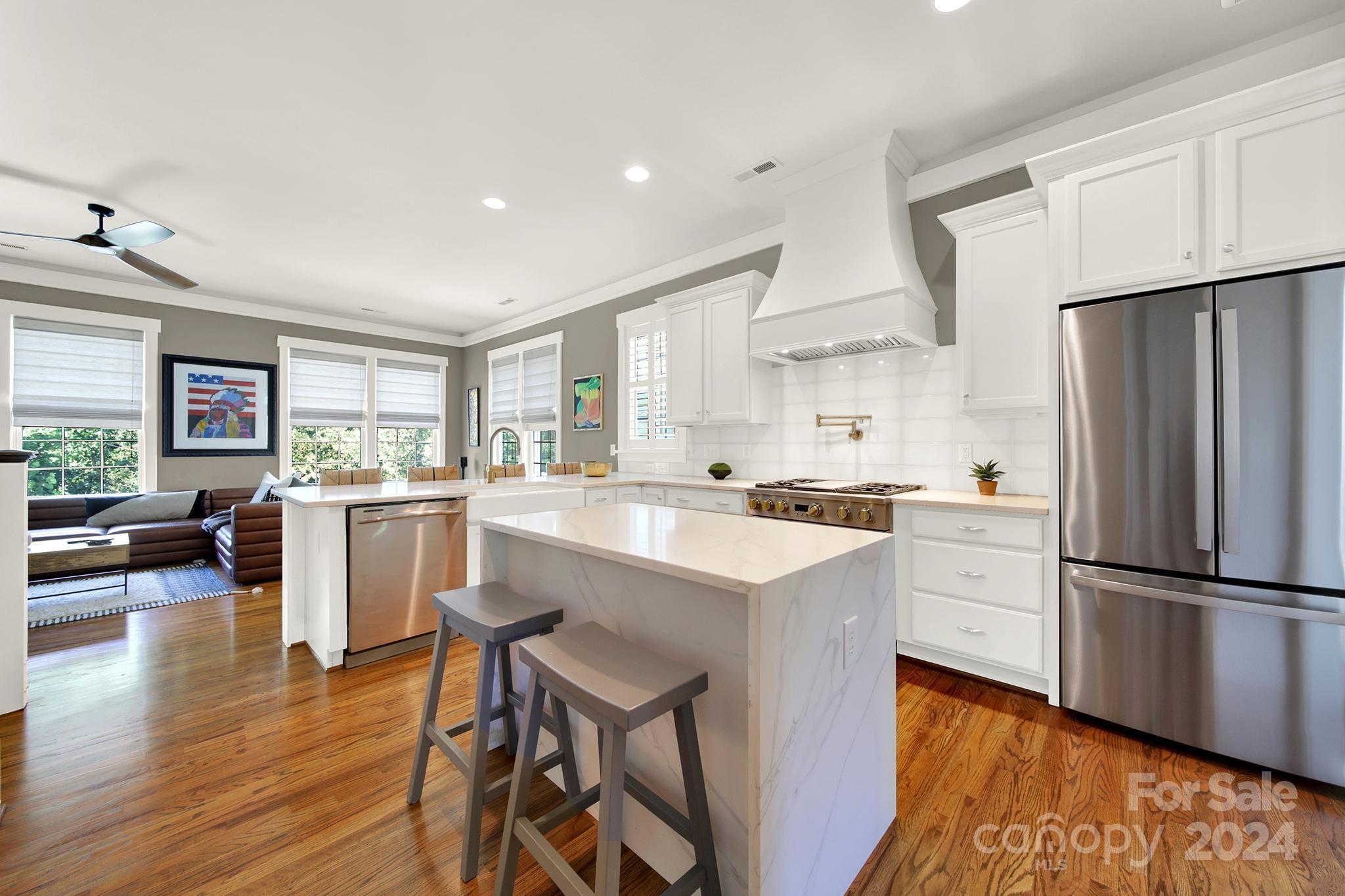 Riverwalk - Residential