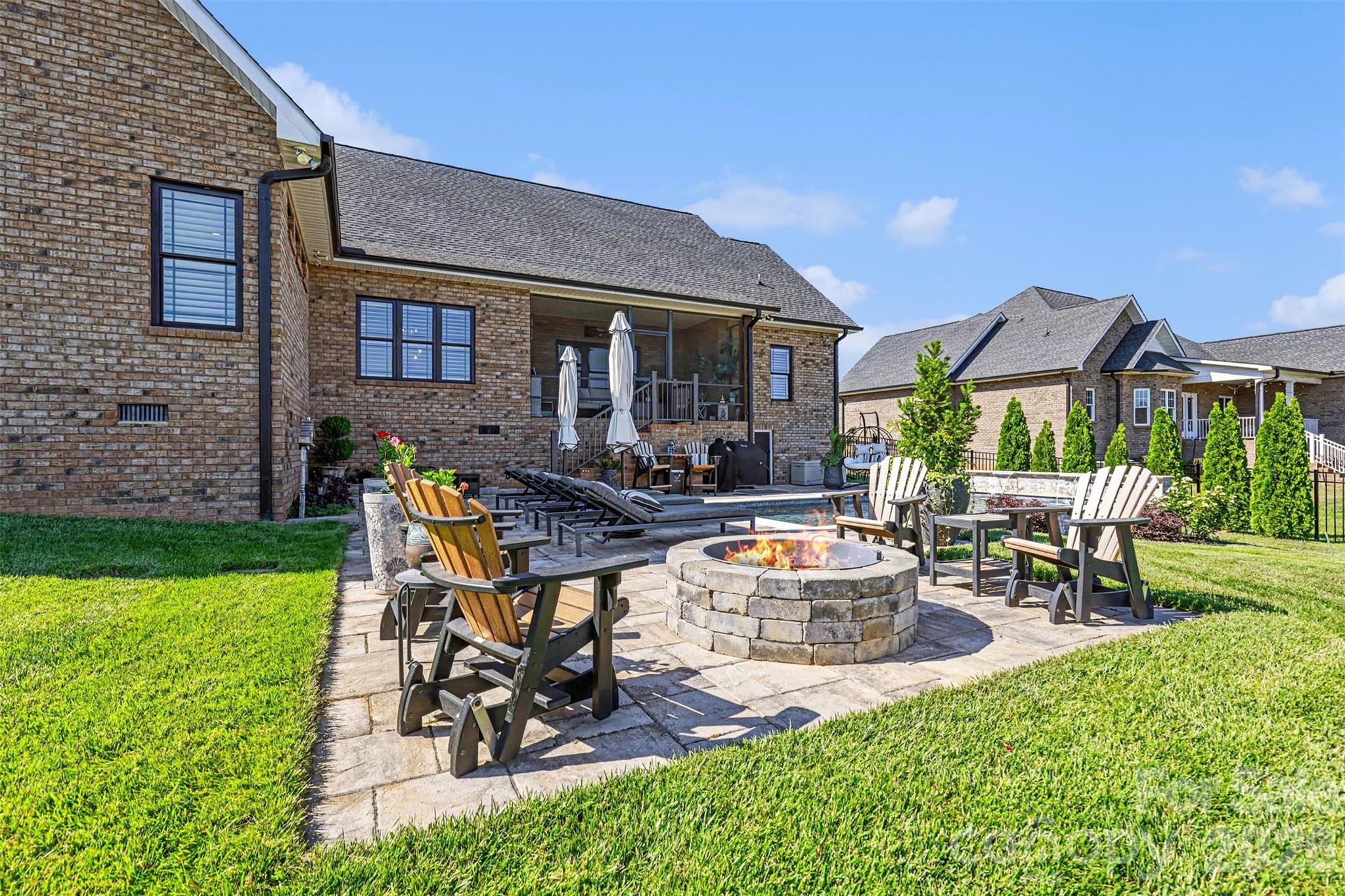 2952 Mehling Drive
