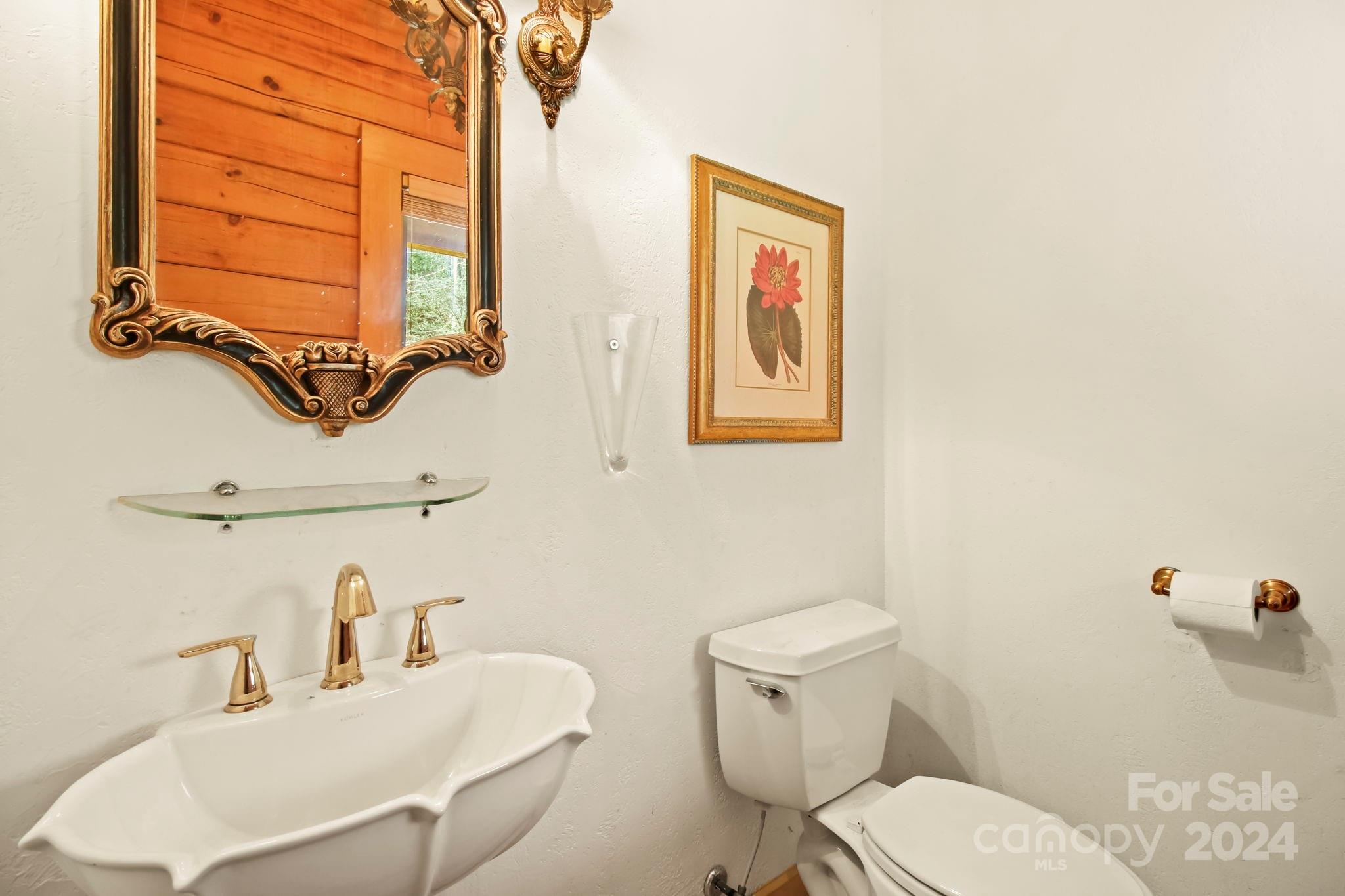 Blowing Rock, North Carolina 28605, United States, 4 Bedrooms Bedrooms, ,4 BathroomsBathrooms,Residential,Active,35497