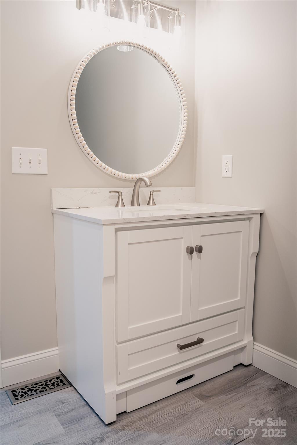 Boone, North Carolina 28607, United States, 4 Bedrooms Bedrooms, ,5 BathroomsBathrooms,Residential,Active,163125