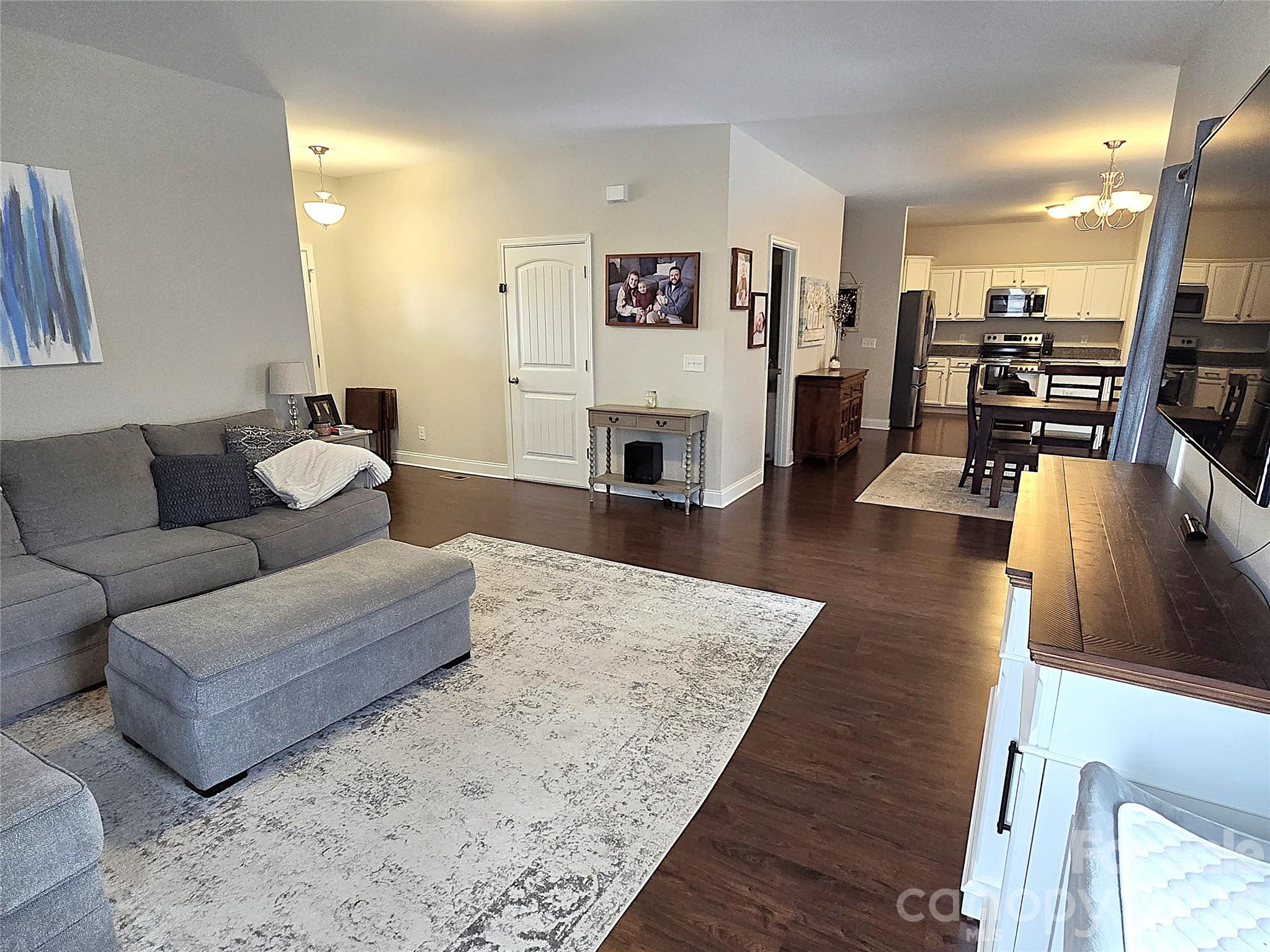 Twin Oaks - Residential