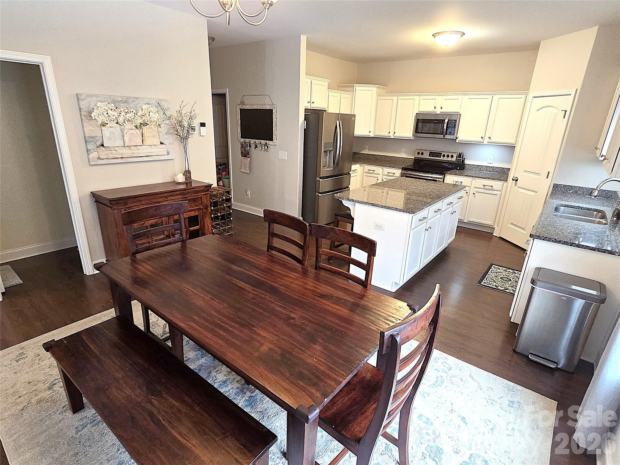 Twin Oaks - Residential