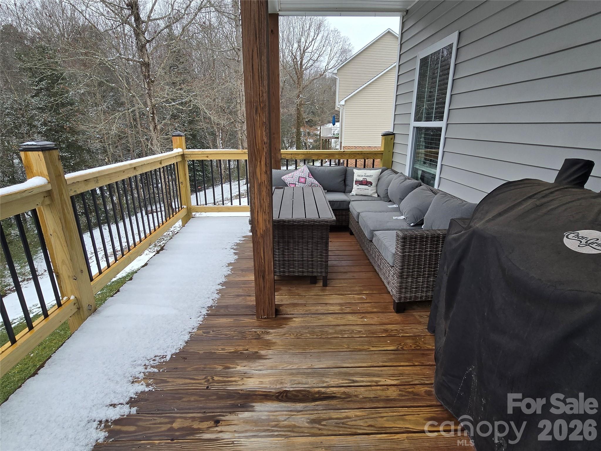 Twin Oaks - Residential