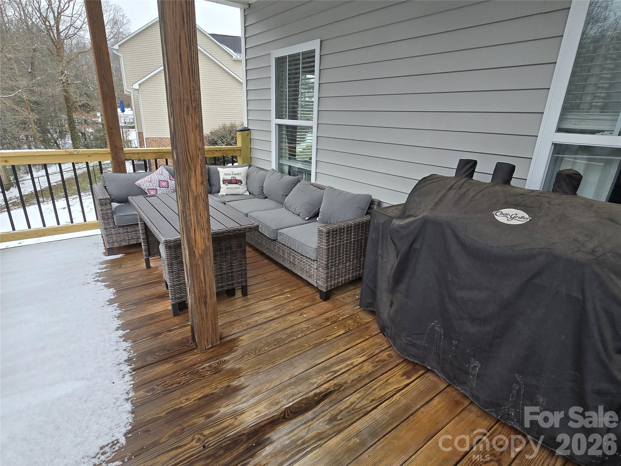 Twin Oaks - Residential