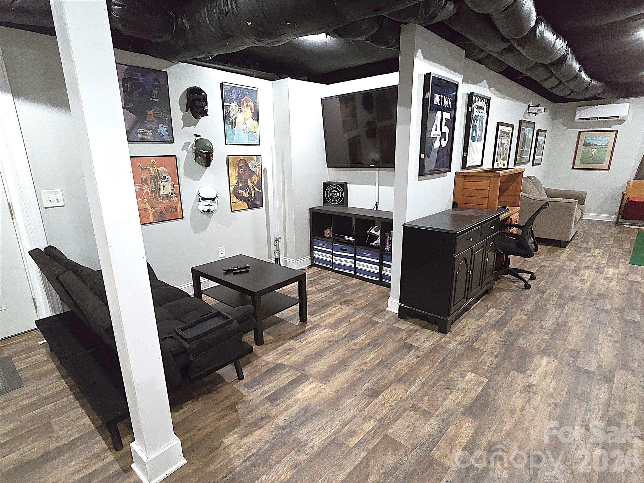 Twin Oaks - Residential