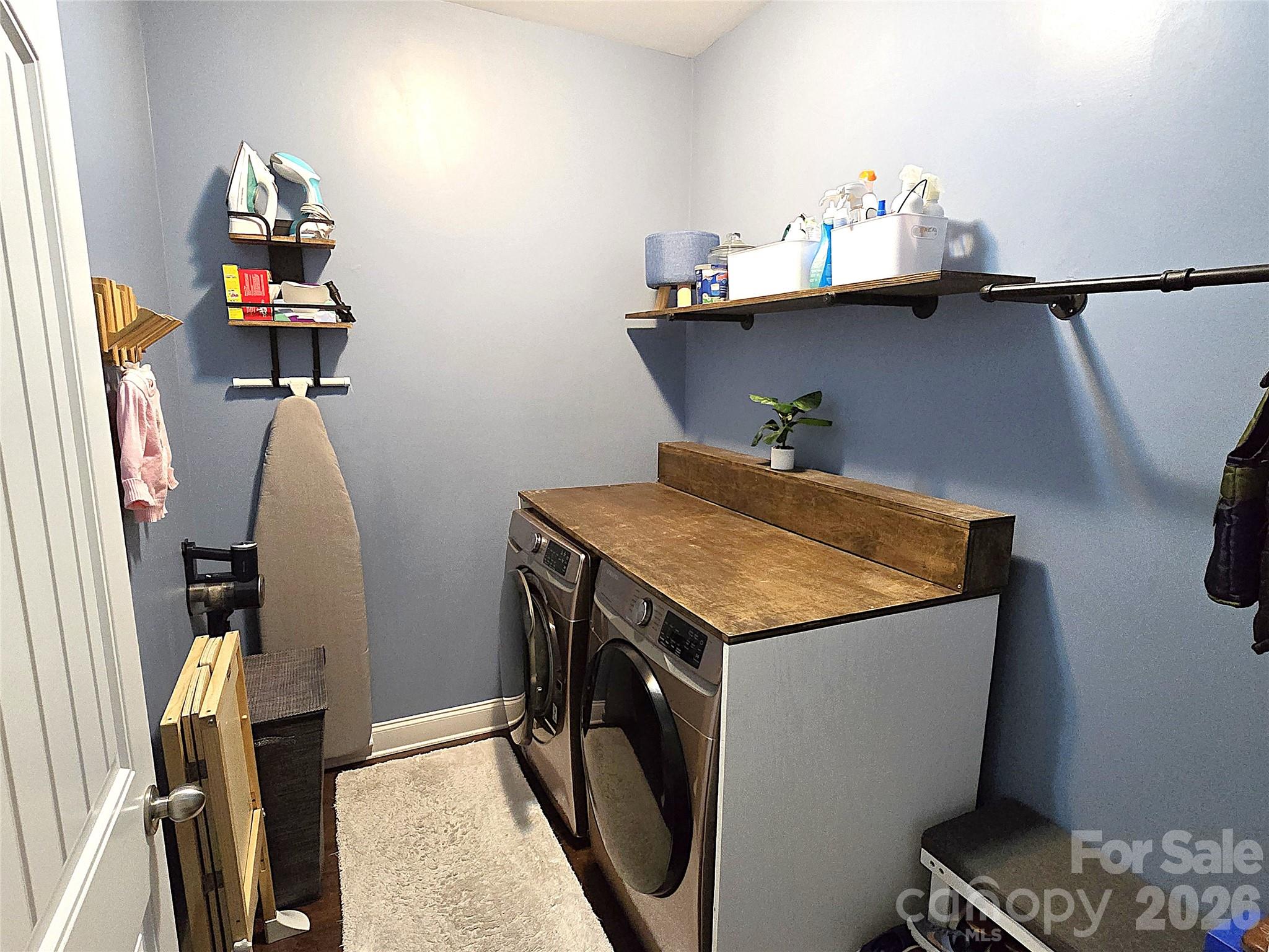 Twin Oaks - Residential