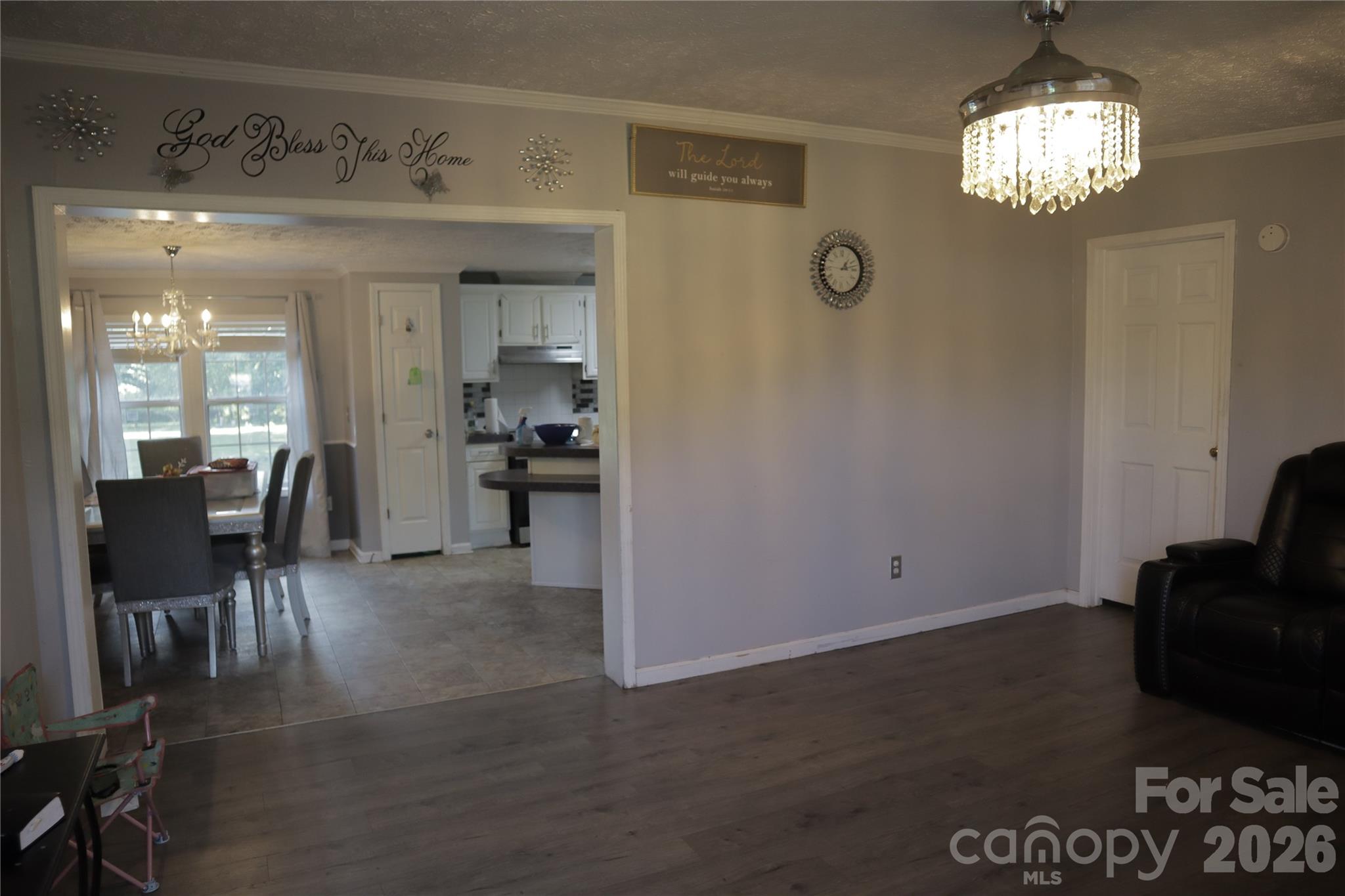 179 W Hilltop Lane