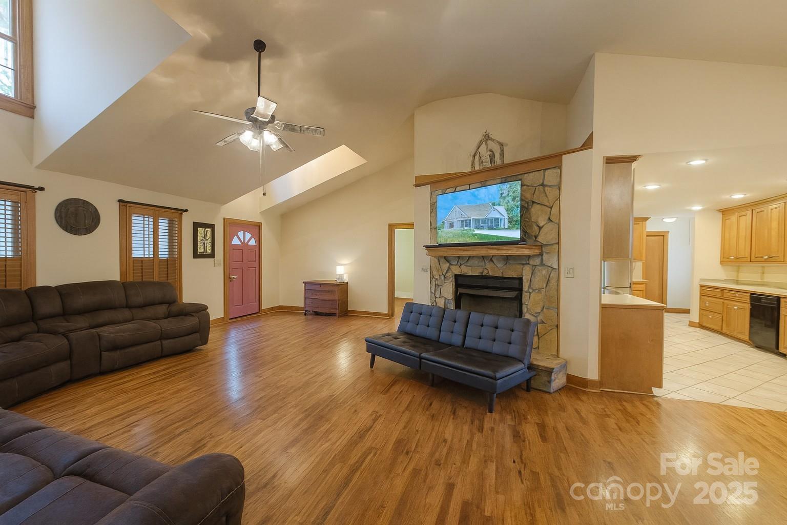 101 Green Way Avenue