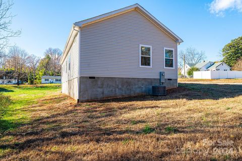 A home in Hickory