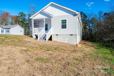 A home in Hickory