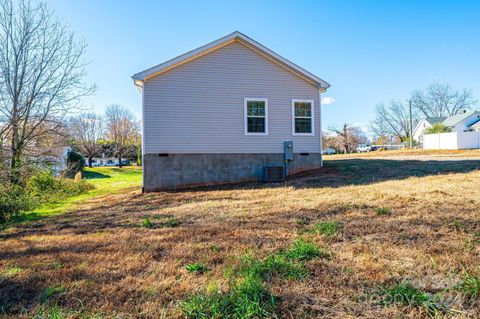 A home in Hickory