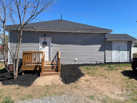 133 North Street Rutherfordton NC 28139