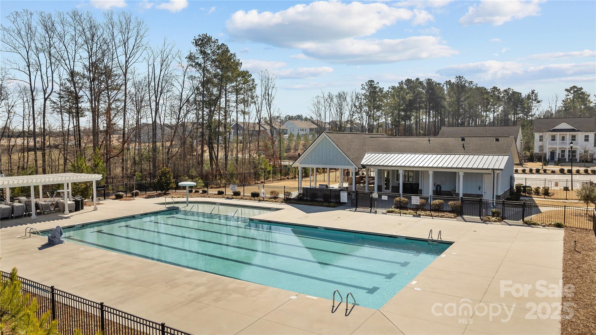 Summerhouse at Paddlers Cove - Residential