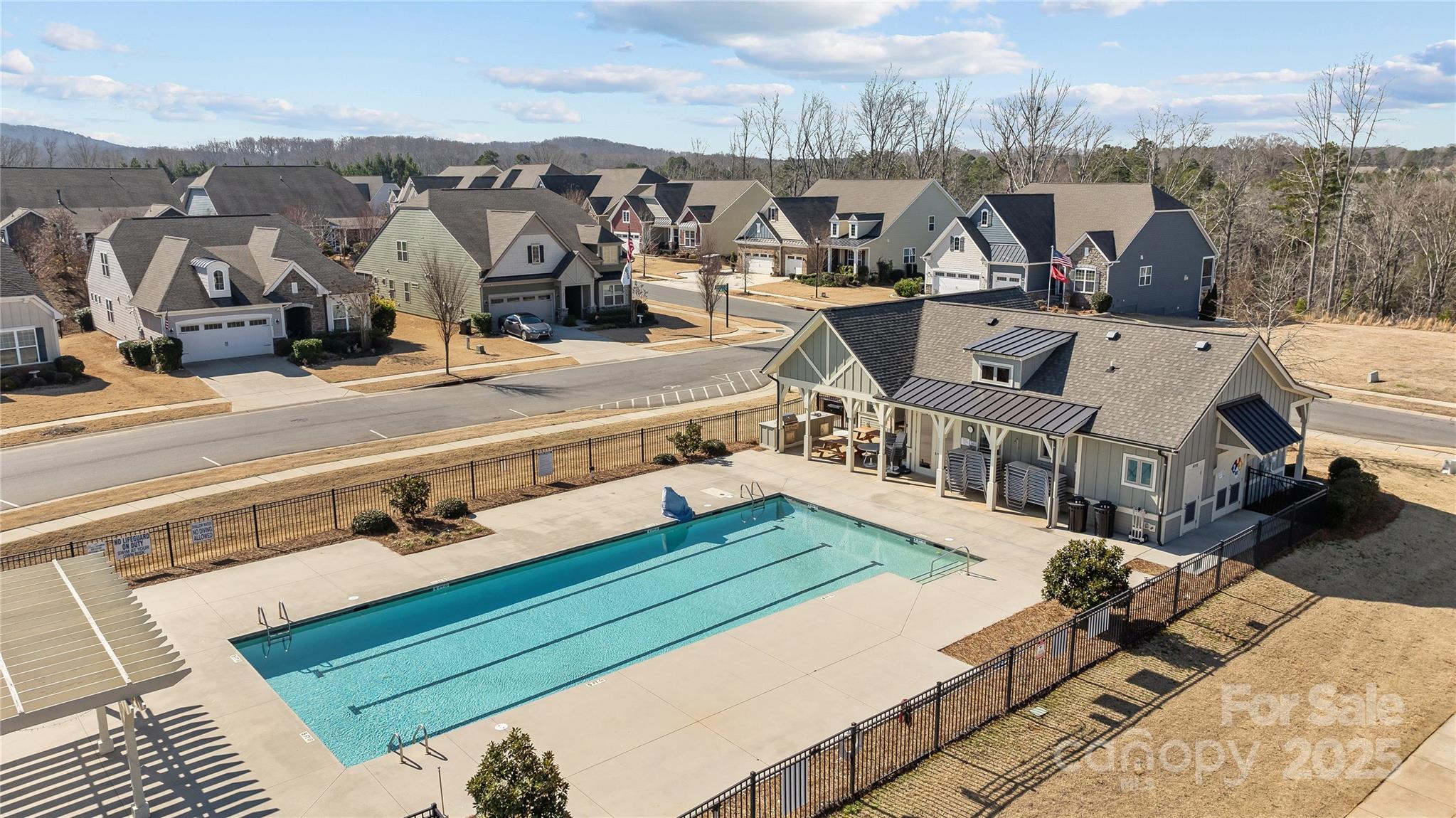 Summerhouse at Paddlers Cove - Residential