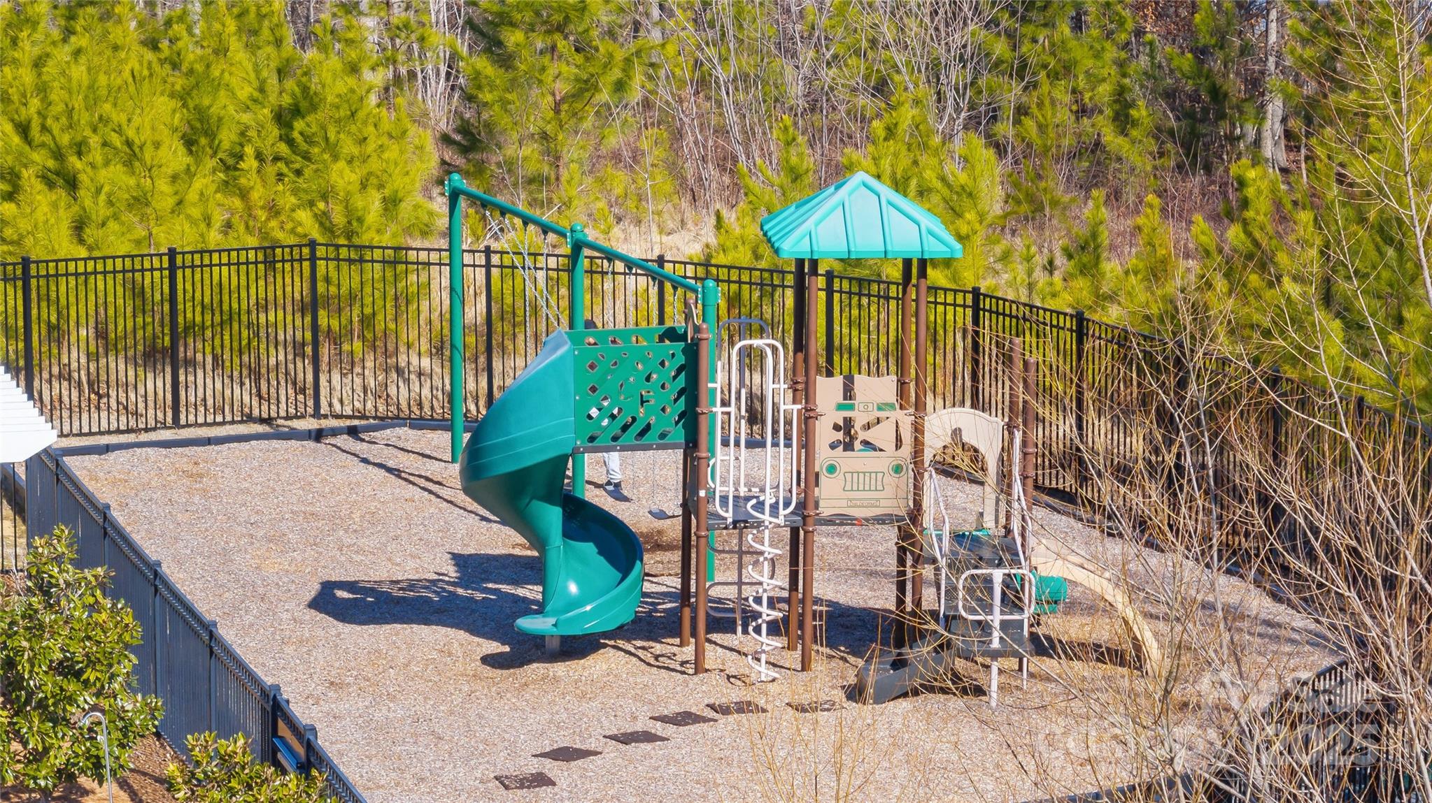Summerhouse at Paddlers Cove - Residential