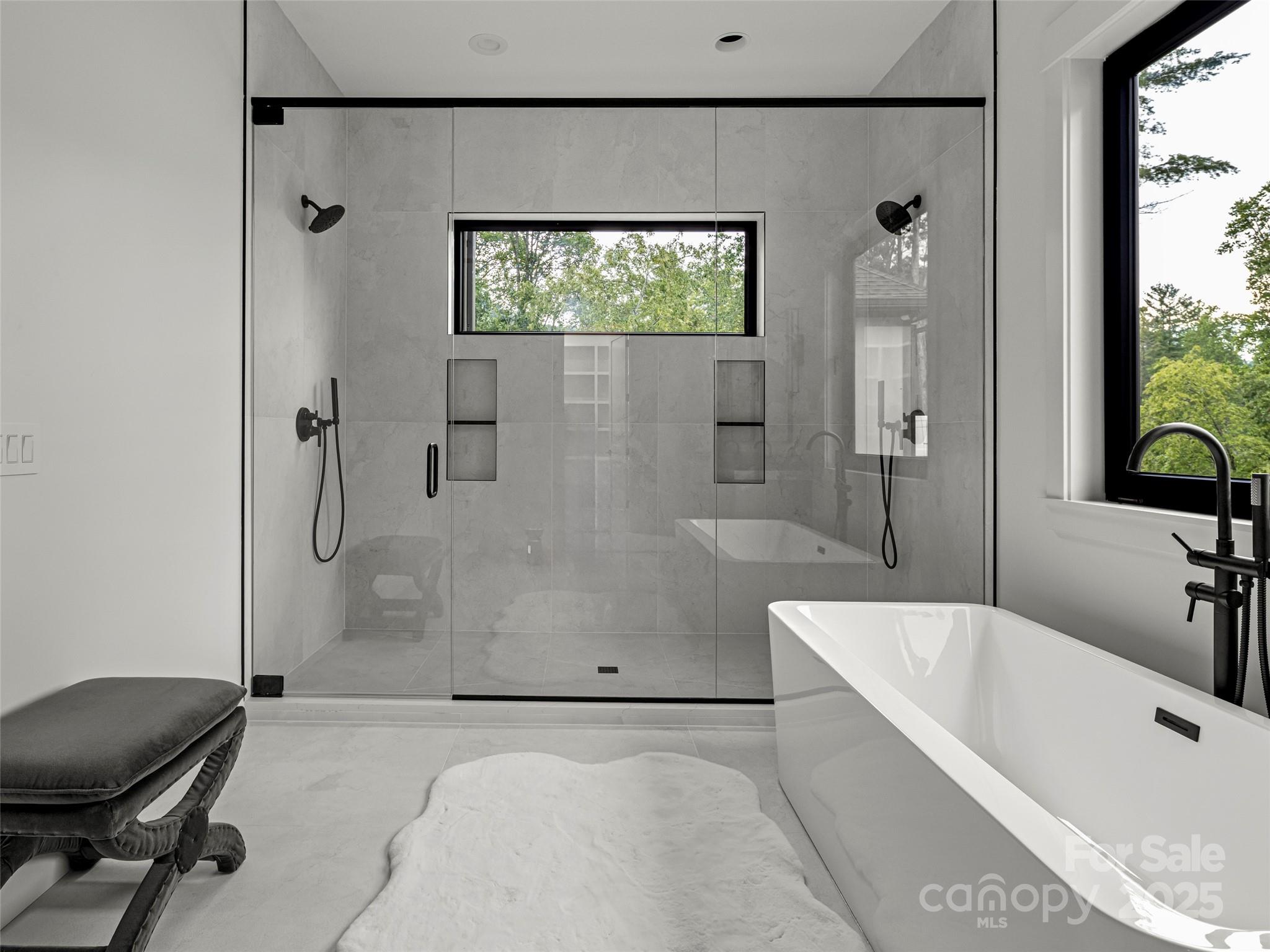 Horse Shoe Cove - Residential