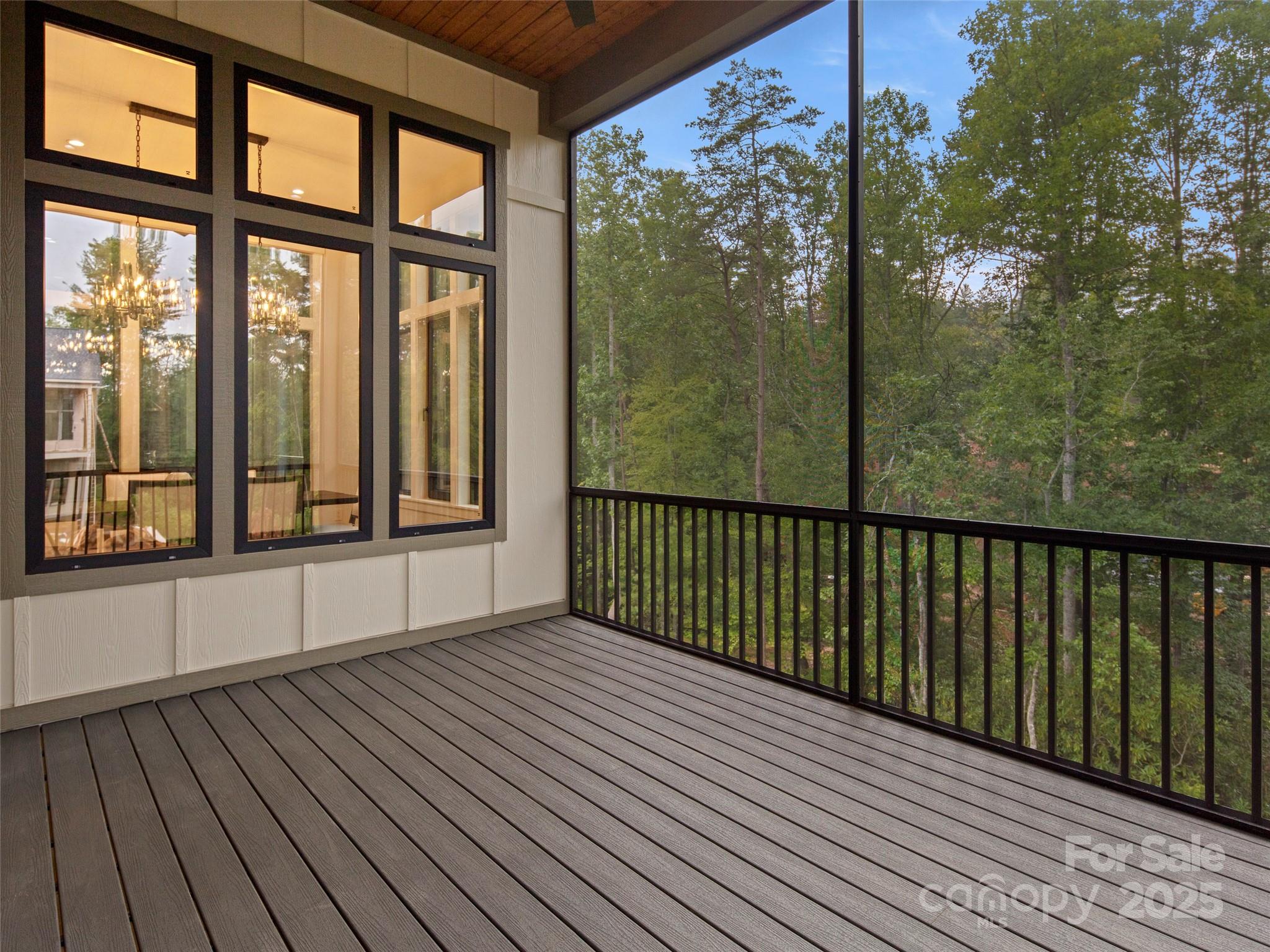 Horse Shoe Cove - Residential