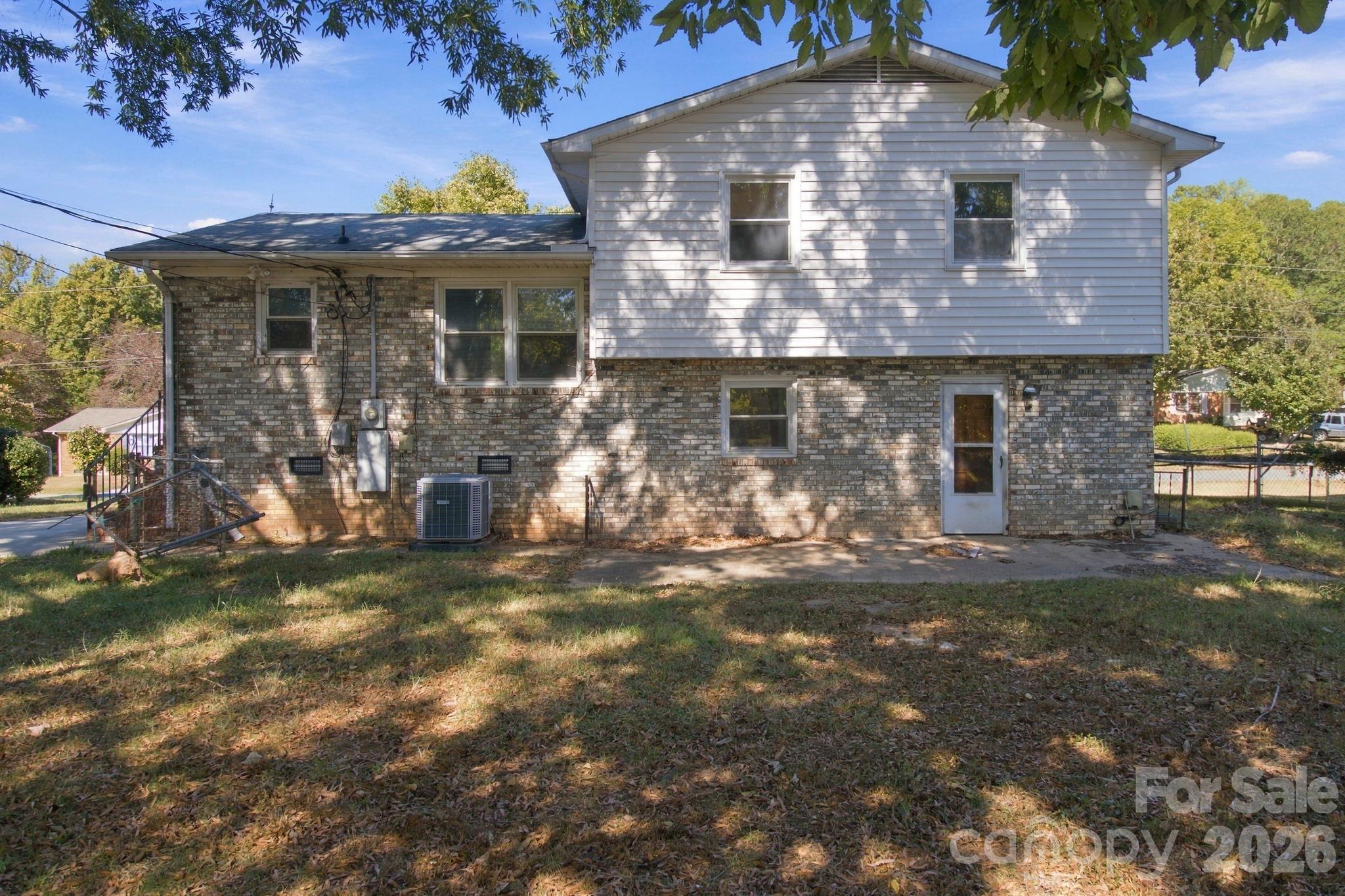 1530 Kingston Drive
