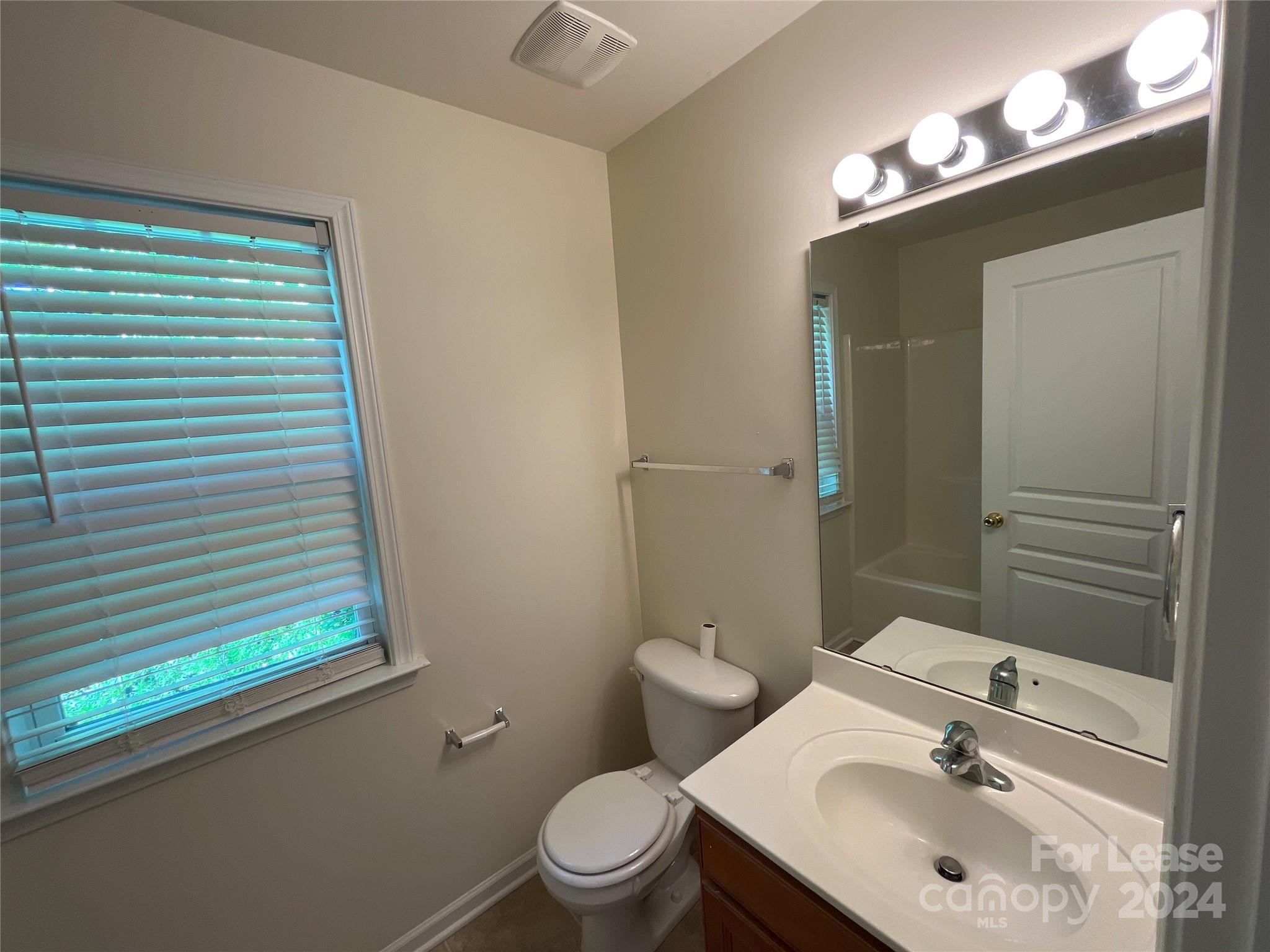 Tanners Creek - Residential Lease