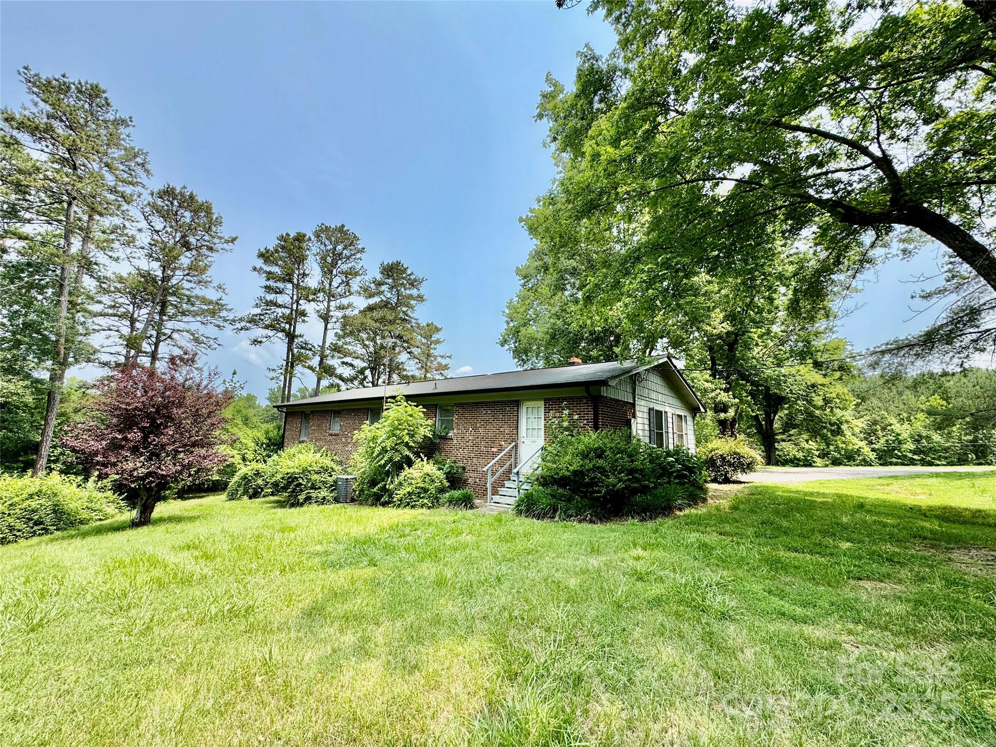 262 Gene Walker Road