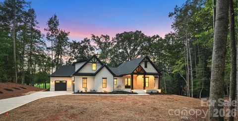 Photo of 295 Tradition Drive, Mount Gilead, NC 27306 (MLS # 4400376)