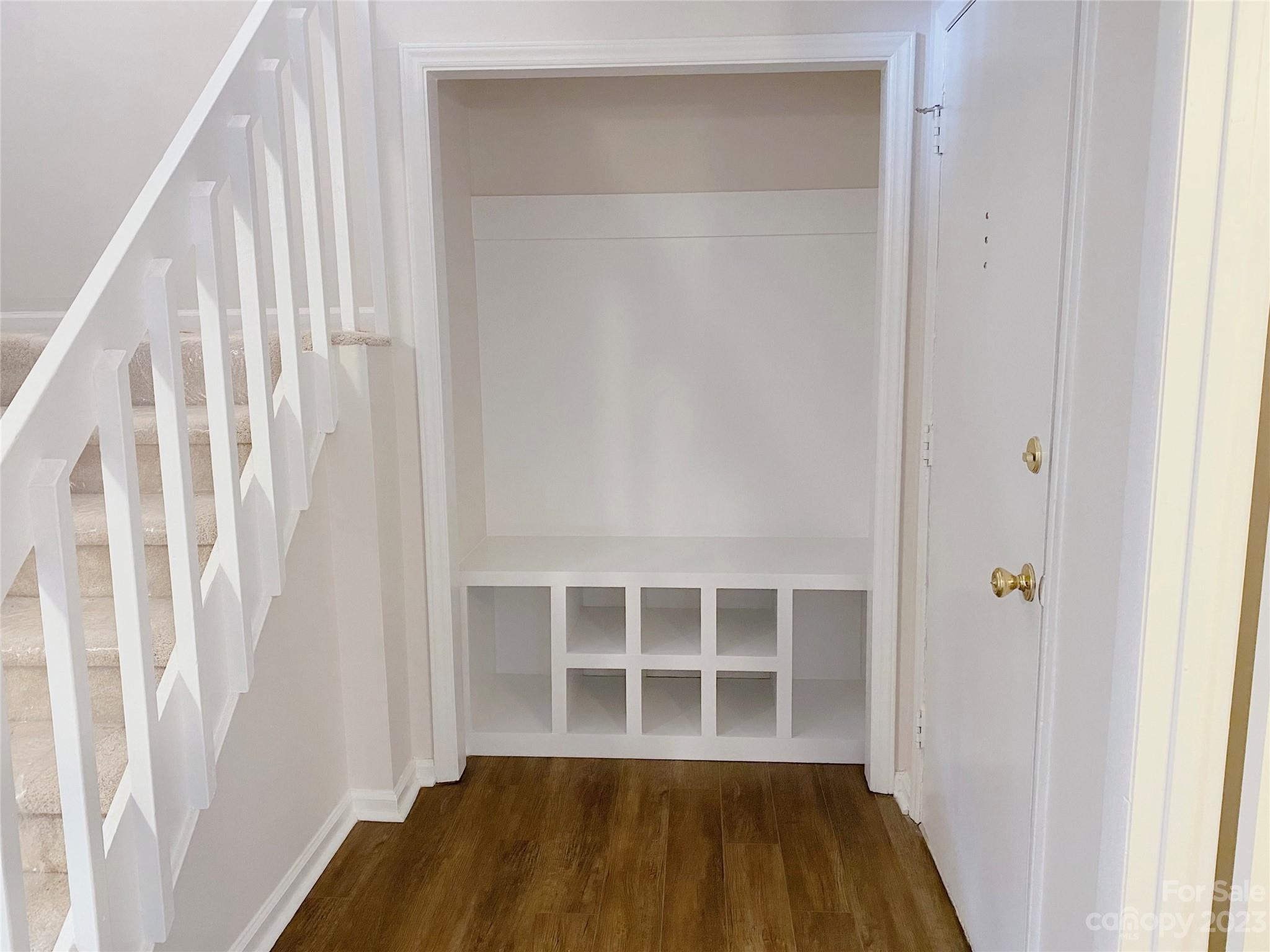 Cricket Lake - Residential